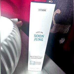 Etude Soon Jung ph 5.5 Relief Toner NIB Full Size